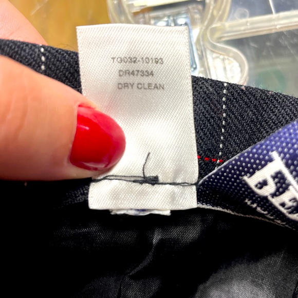 Pendleton 100% Wool Black And Red Plaid Skirt Sz 14 - Picture 3 of 5